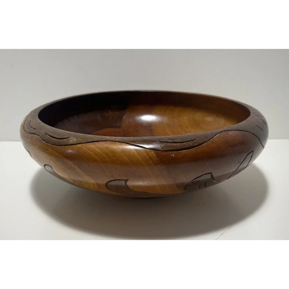 Vintage Hand-Carved Wooden Bowl Intricate Fish Motif Inlay Design